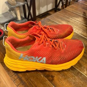 Hokas Shoes